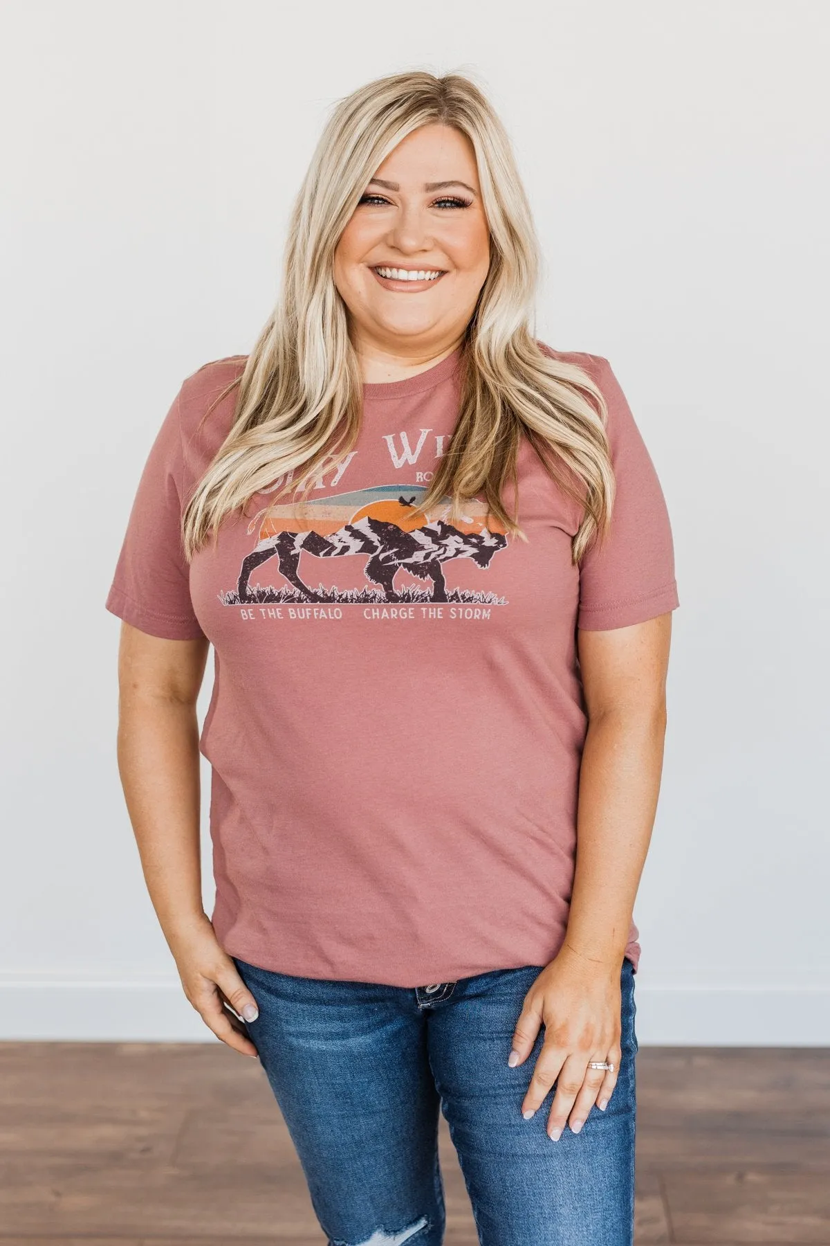 "Stay Wild. Roam Free" Buffalo Graphic Tee- Mauve